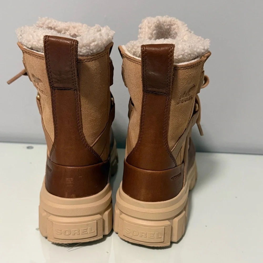 SOREL TÍVOLI Women's Brown and Cream Winter Boots